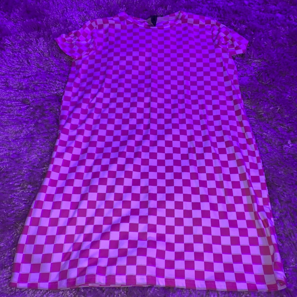 Long pink checkered shirt